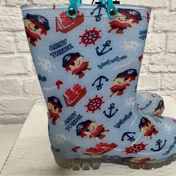 NWT KomforMe Kids Nautical Light Up Rain Boots - Picture 9 of 16